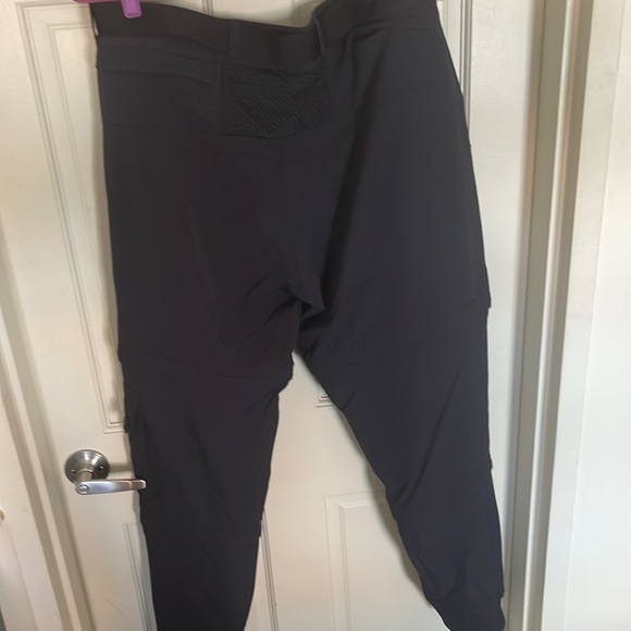 Outdoor Voices RecTek Zip-Off Pants - Picture 6 of 6